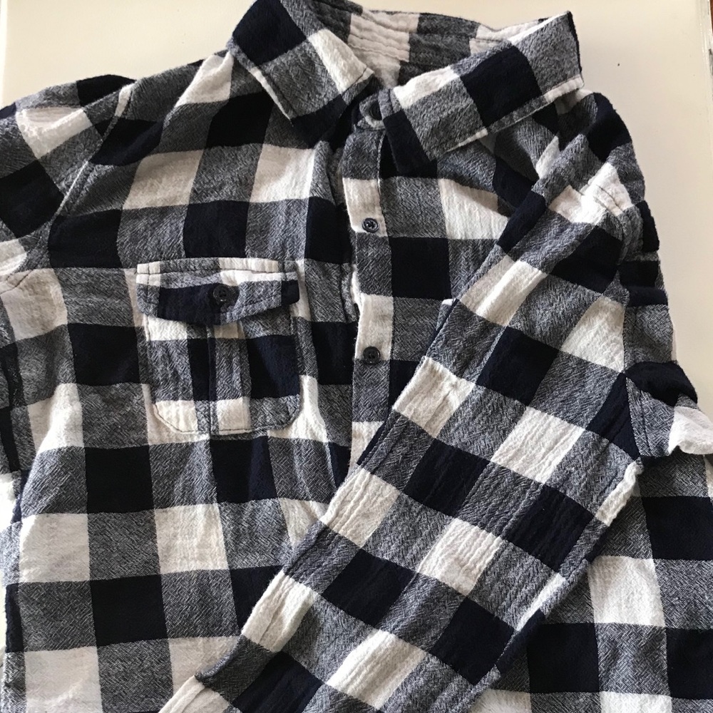 Flannel - Picture 2 of 4